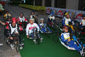 La_partenza_della_gara_di_handbike